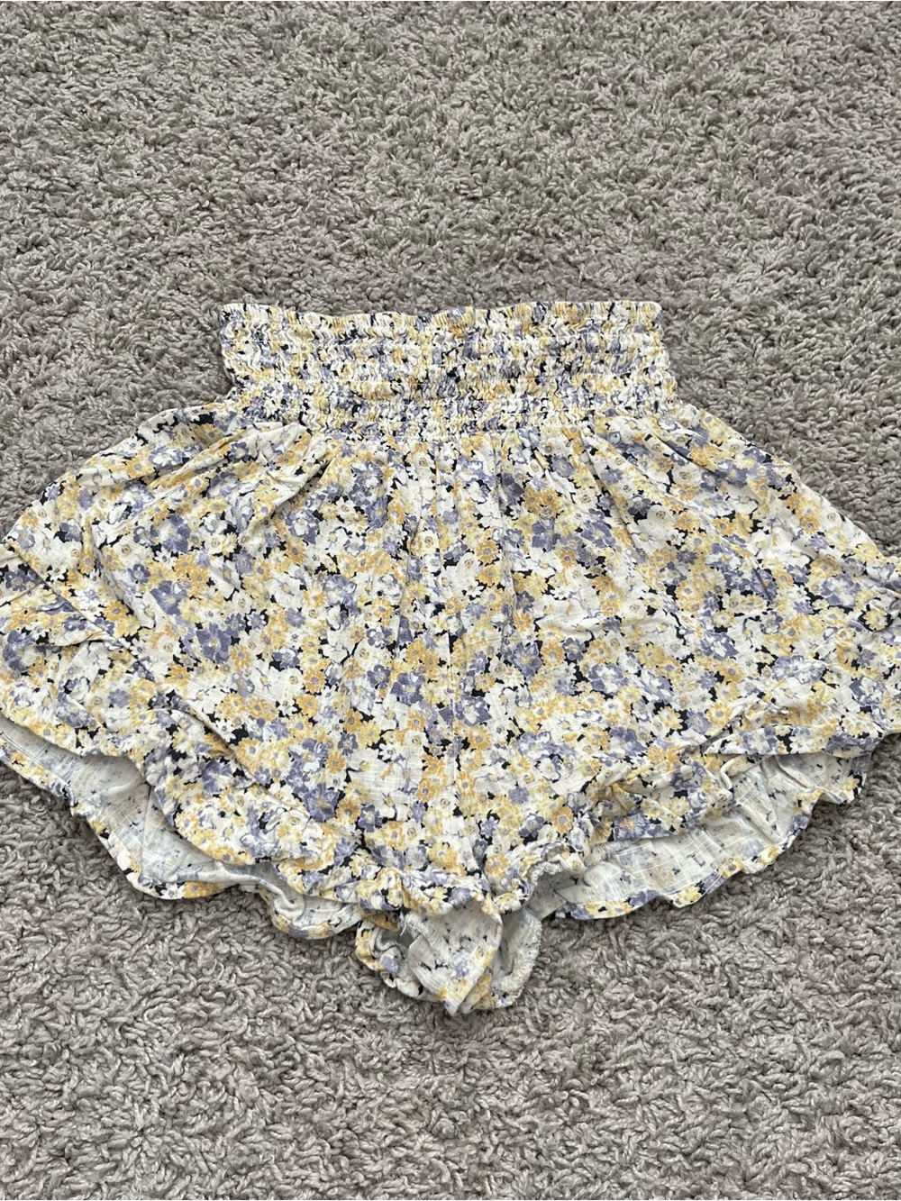 Floral flowy shorts